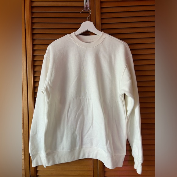 (Size S) Ivory Sweatshirt - Picture 1 of 3